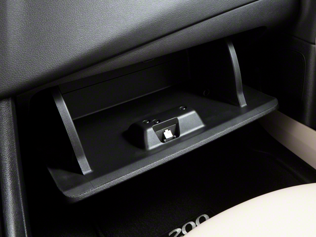 2013 Chrysler 200 Limited