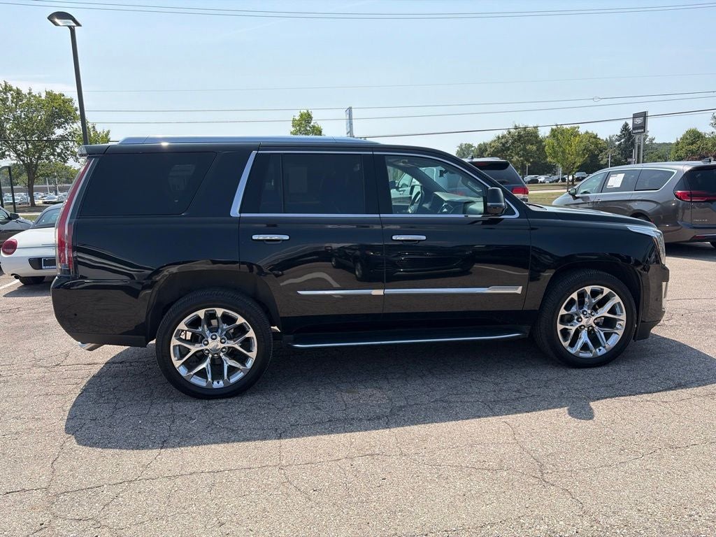 2019 Cadillac Escalade Luxury