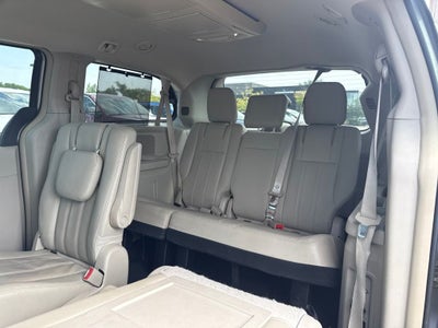 2015 Chrysler Town & Country Touring-L