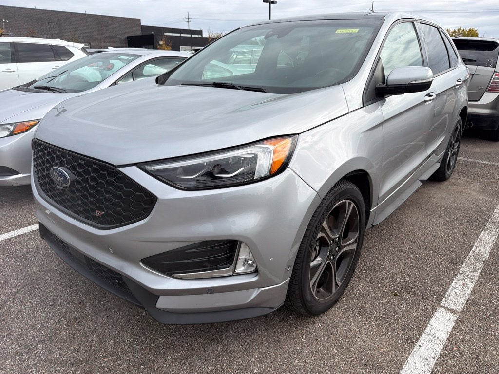 2020 Ford Edge ST