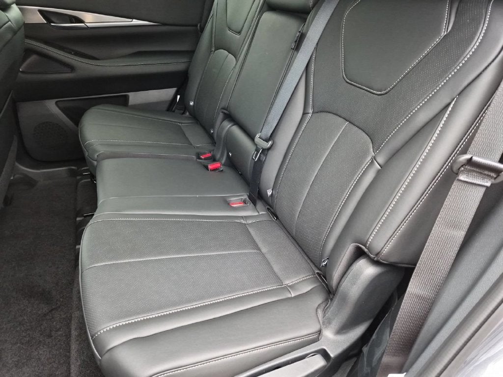 2027 INFINITI QX65 LUXE