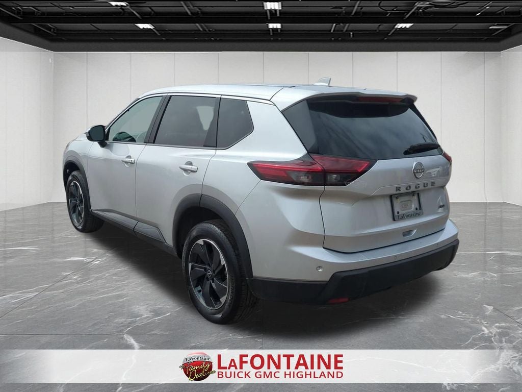2025 Nissan Rogue SV