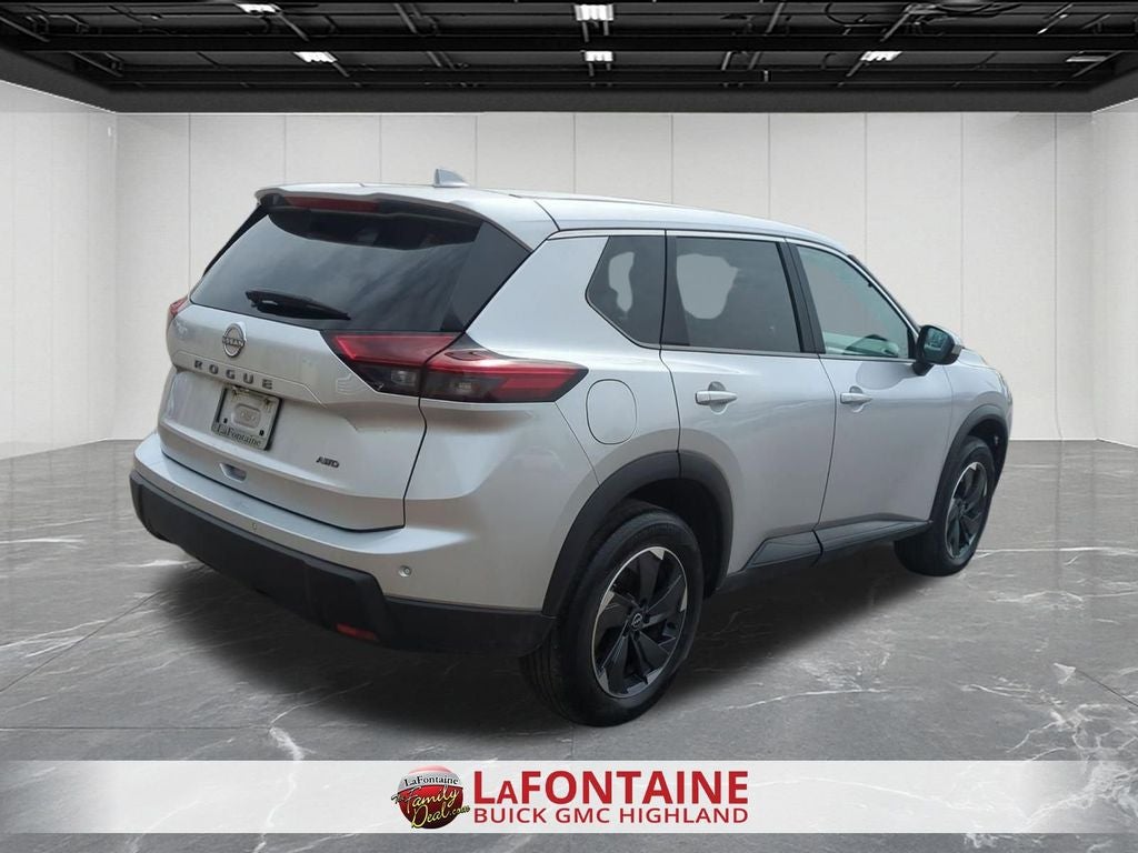 2025 Nissan Rogue SV