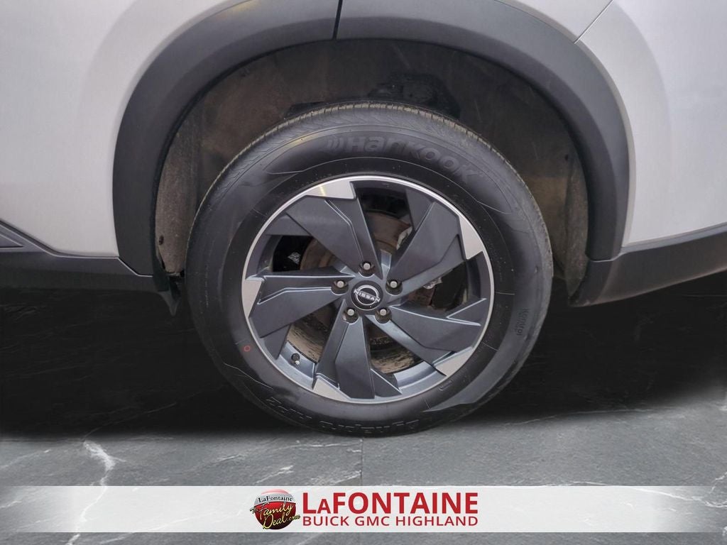 2025 Nissan Rogue SV