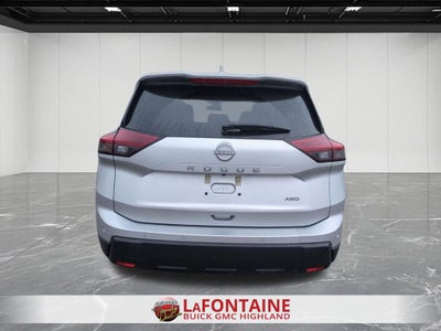 2025 Nissan Rogue SV