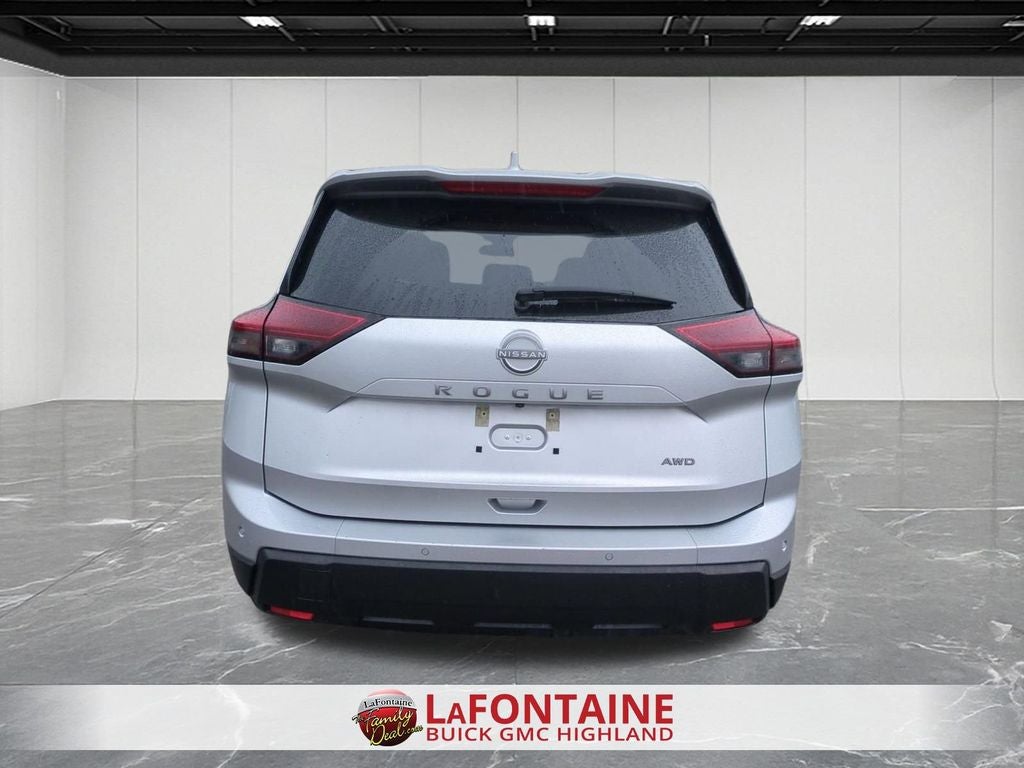 2025 Nissan Rogue SV