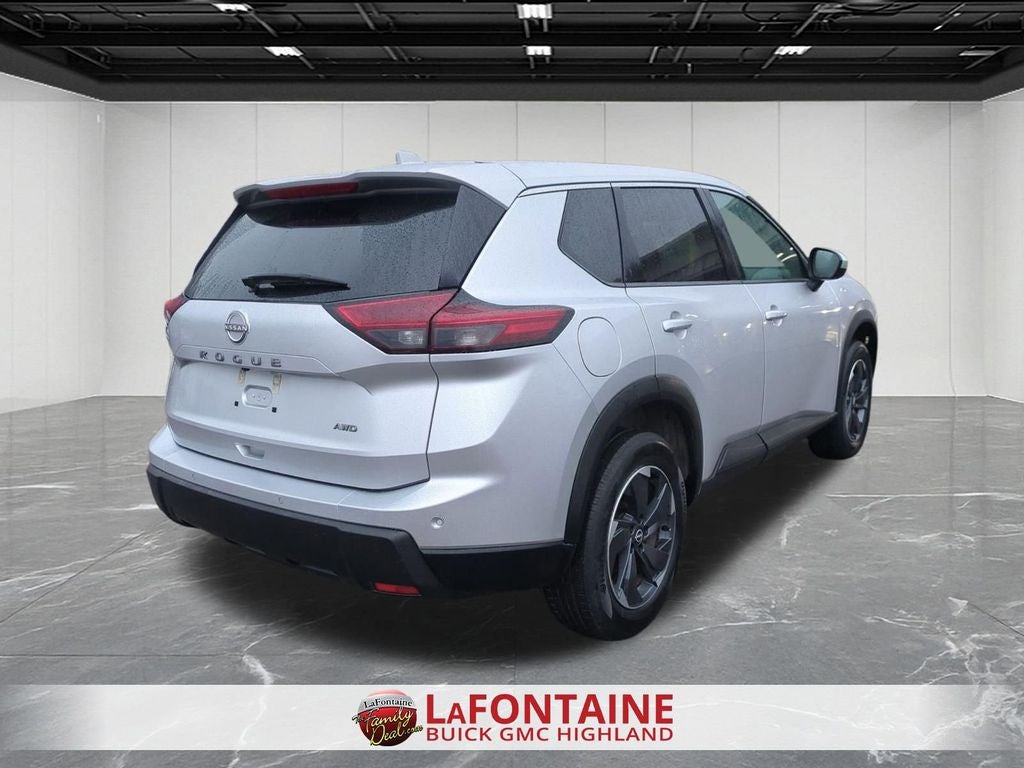 2025 Nissan Rogue SV