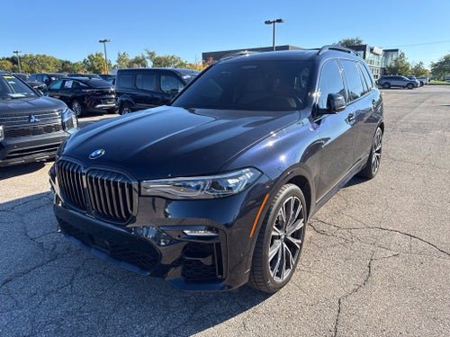 2022 BMW X7 M50i