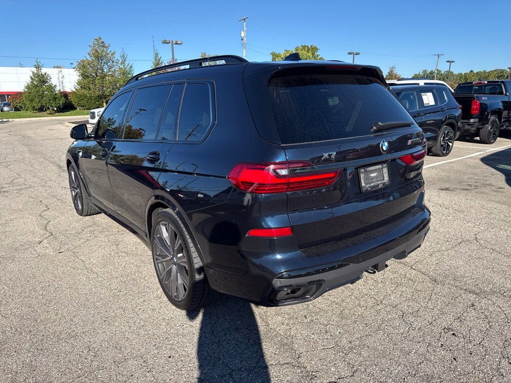 2022 BMW X7 M50i