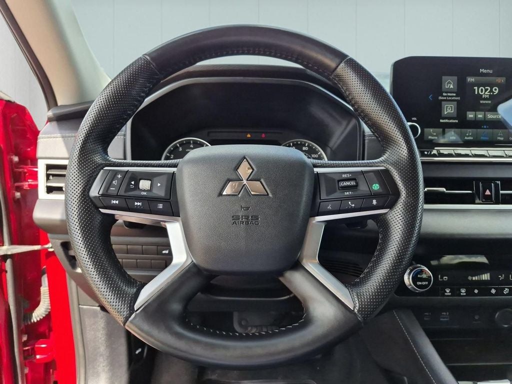 2024 Mitsubishi Outlander SE