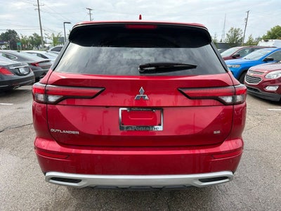 2024 Mitsubishi Outlander SE
