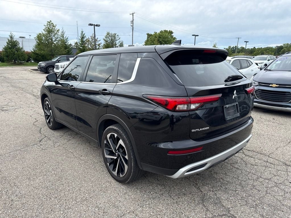 2024 Mitsubishi Outlander SE