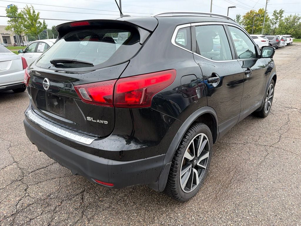 2017 Nissan Rogue Sport SL