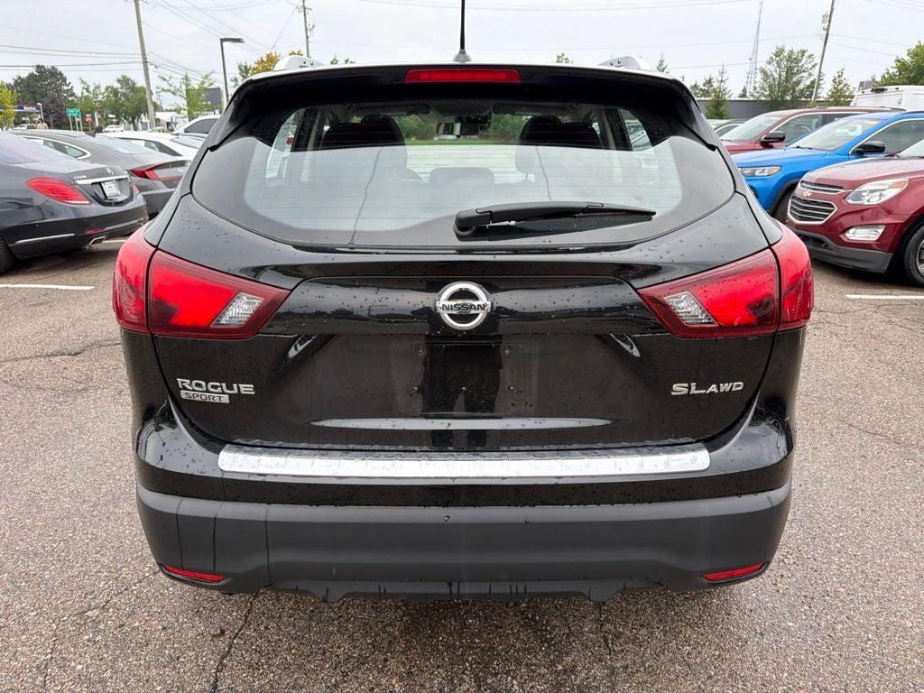 2017 Nissan Rogue Sport SL