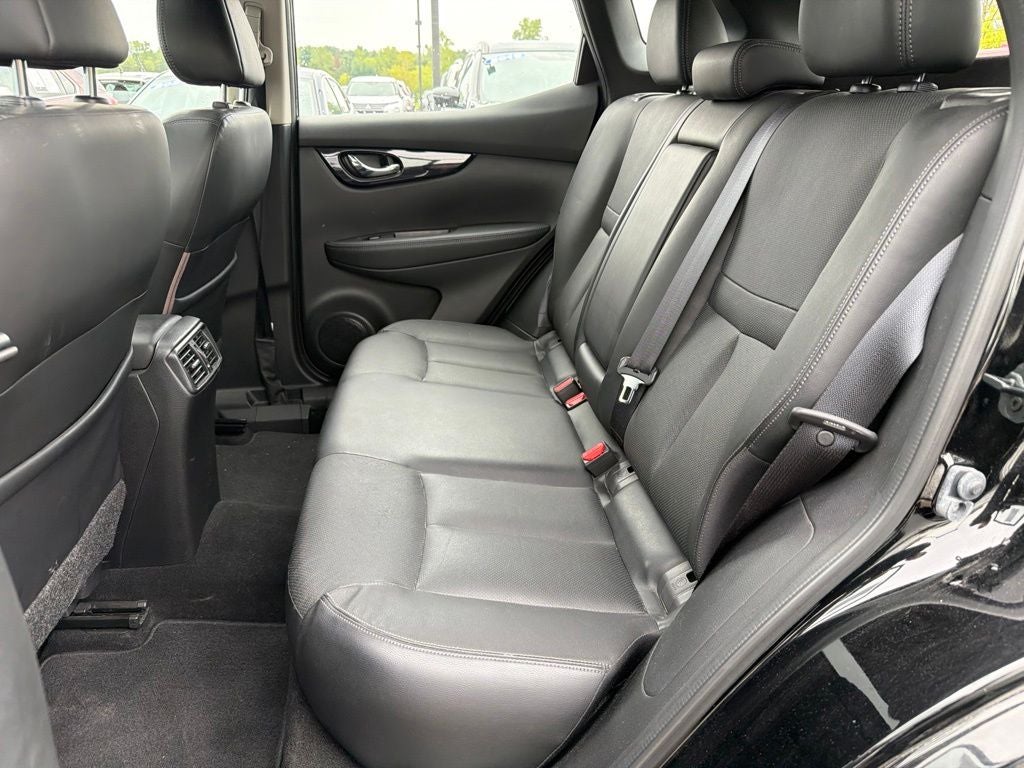 2017 Nissan Rogue Sport SL