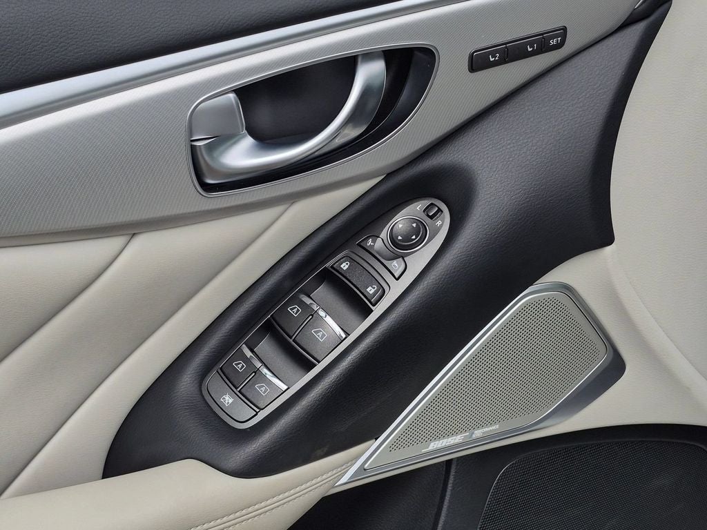 2022 INFINITI Q50 LUXE