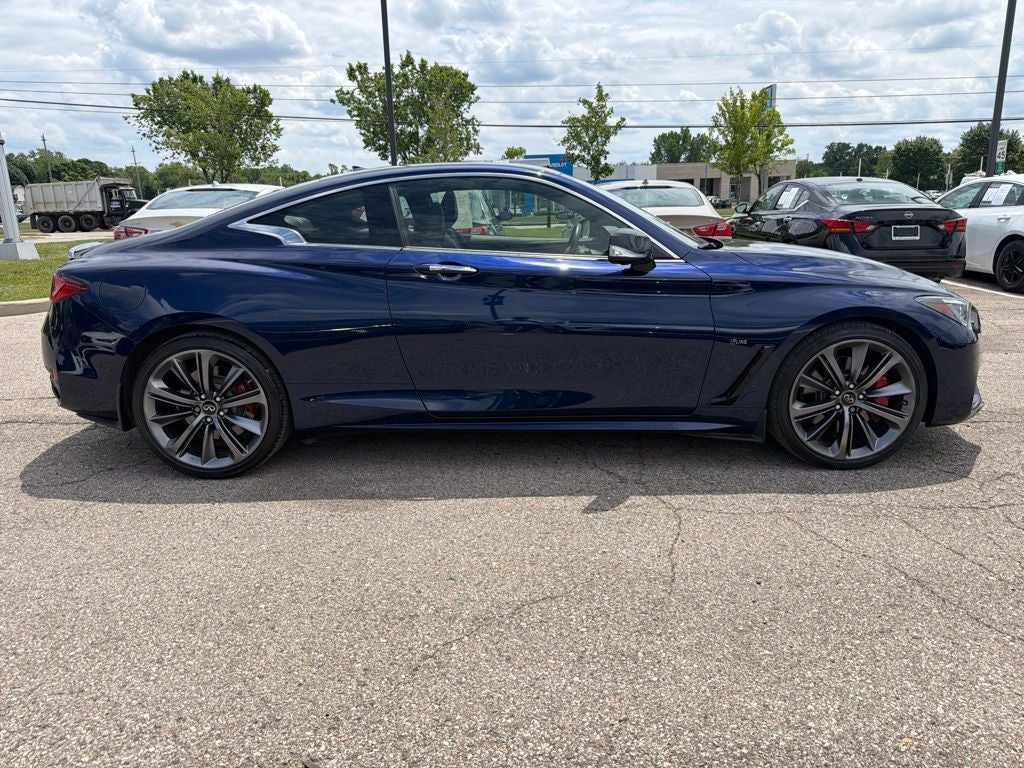 2022 INFINITI Q60 Red Sport 400