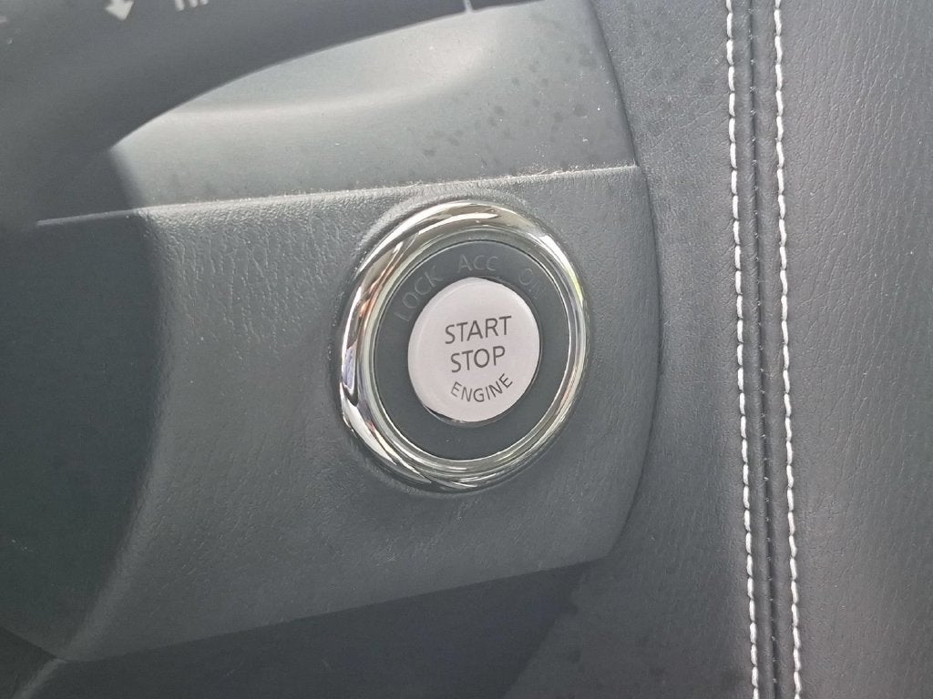 2022 INFINITI QX80 Premium Select