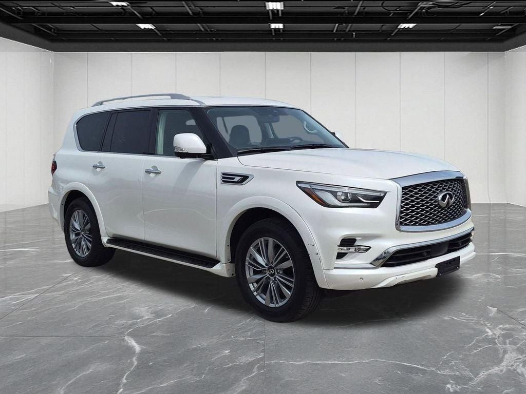 2024 INFINITI QX80 LUXE