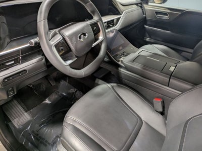 2026 INFINITI QX80 PURE
