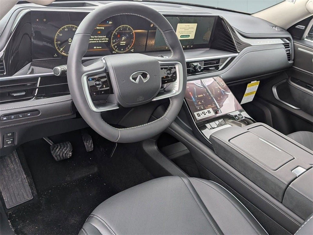 2026 INFINITI QX80 LUXE