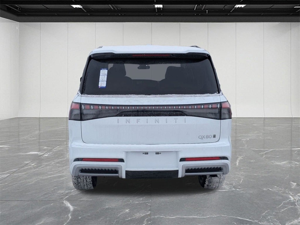 2026 INFINITI QX80 LUXE