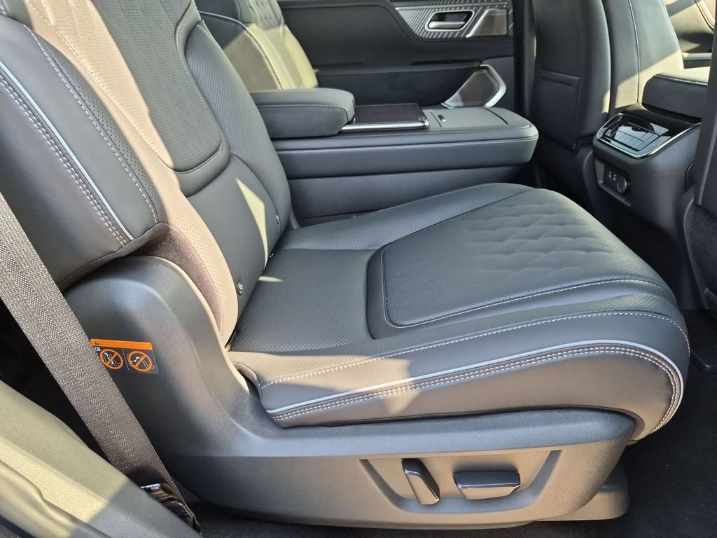 2027 INFINITI QX80 AUTOGRAPH