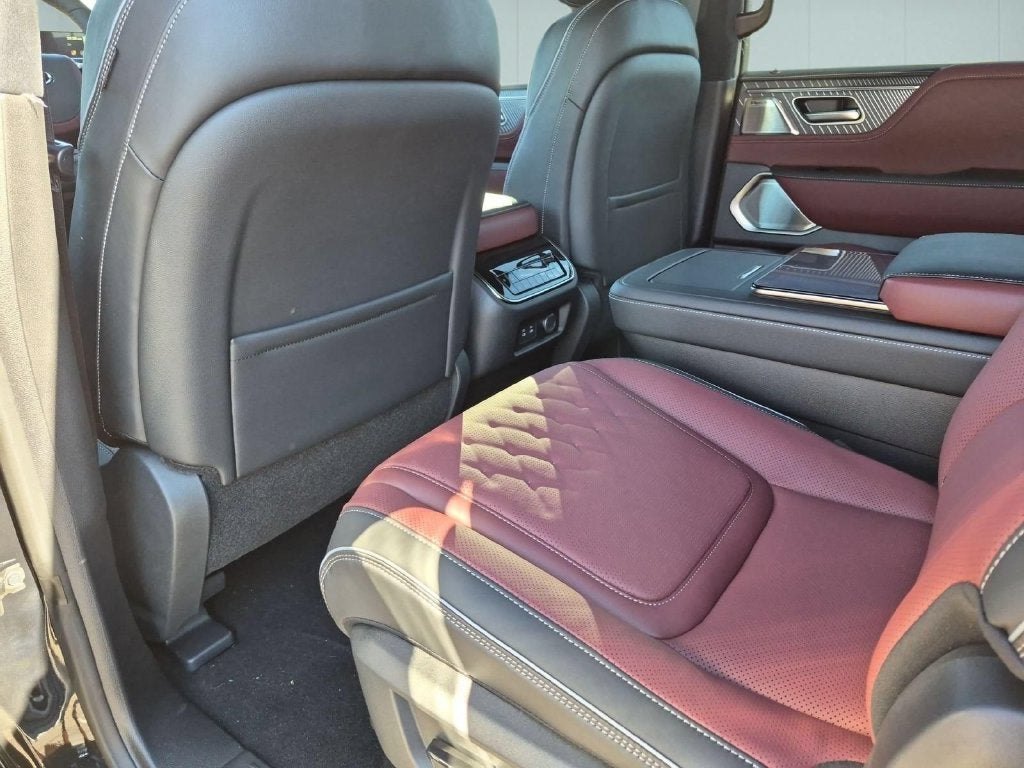 2027 INFINITI QX80 AUTOGRAPH
