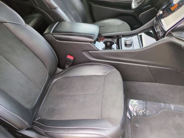 2022 Jeep Grand Cherokee Altitude