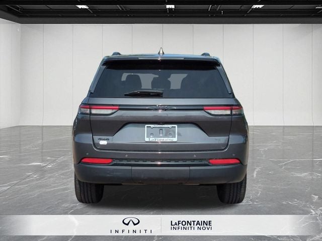 2022 Jeep Grand Cherokee Altitude