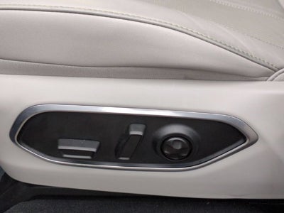 2025 Jeep Wagoneer Base