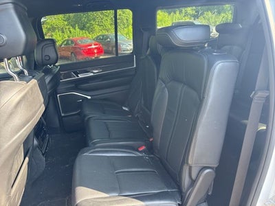 2022 Jeep Wagoneer Series II