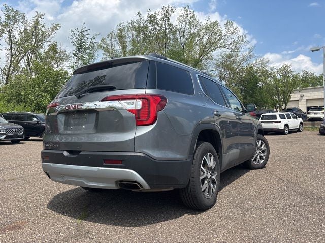 2022 GMC Acadia SLT
