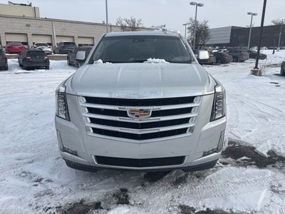 2016 Cadillac Escalade ESV Luxury