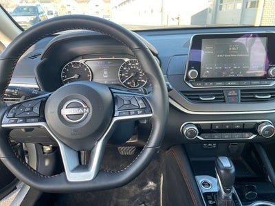 2025 Nissan Altima 2.5 SR