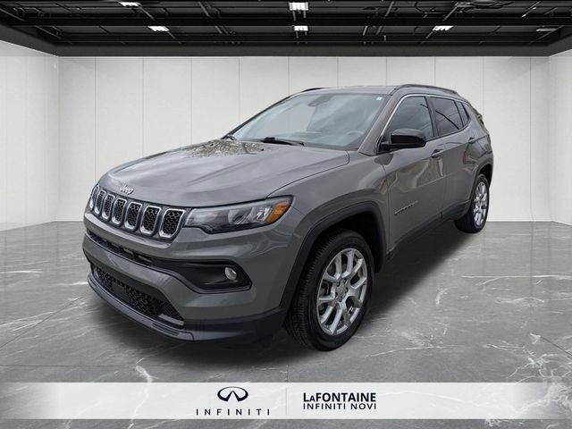 2023 Jeep Compass Latitude Lux