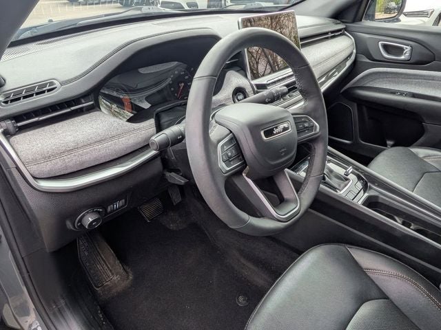 2023 Jeep Compass Latitude Lux
