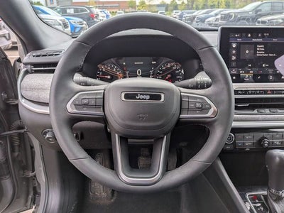 2023 Jeep Compass Latitude Lux