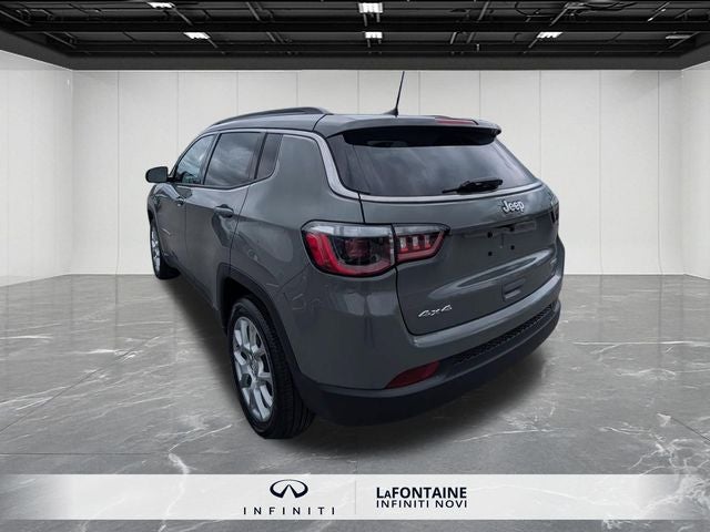 2023 Jeep Compass Latitude Lux