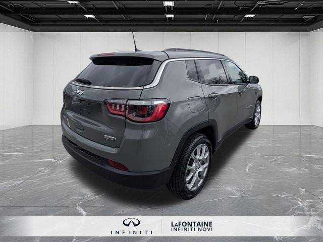 2023 Jeep Compass Latitude Lux