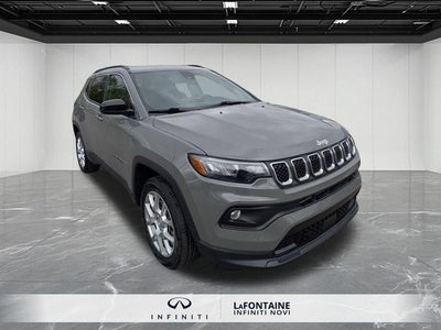 2023 Jeep Compass Latitude Lux