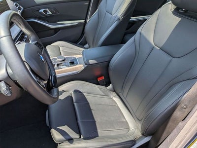 2025 BMW 3 Series 330i xDrive
