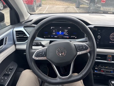 2025 Volkswagen Taos 1.5T SE