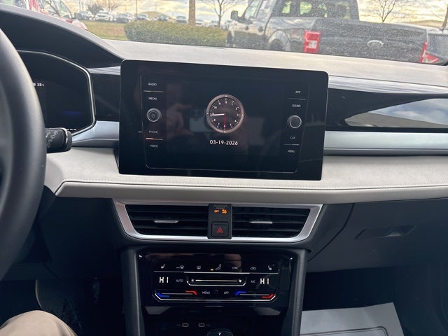 2025 Volkswagen Taos 1.5T SE