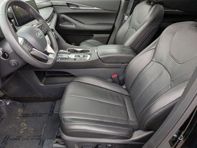 2025 INFINITI QX60 LUXE