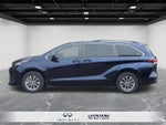2022 Toyota Sienna LE 8 Passenger