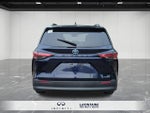 2022 Toyota Sienna LE 8 Passenger