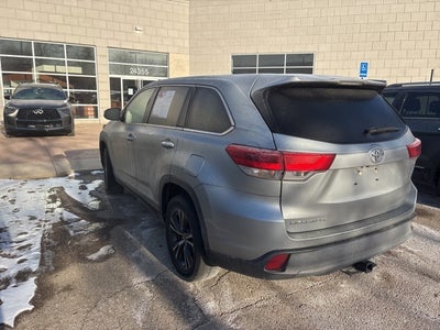 2019 Toyota Highlander LE