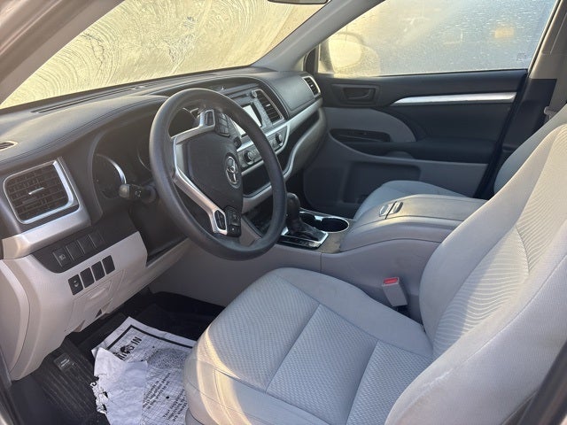 2019 Toyota Highlander LE