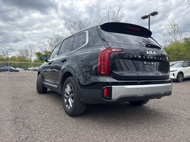 2023 Kia Telluride LX